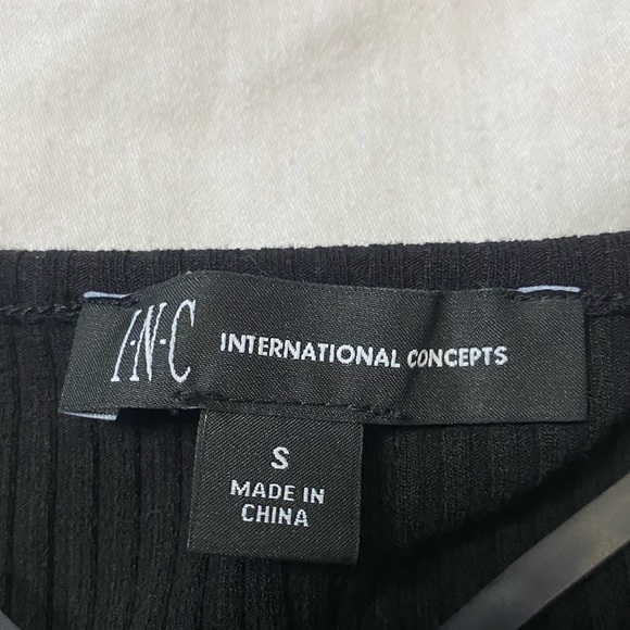 International Concepts Black Blouse - Picture 3 of 3